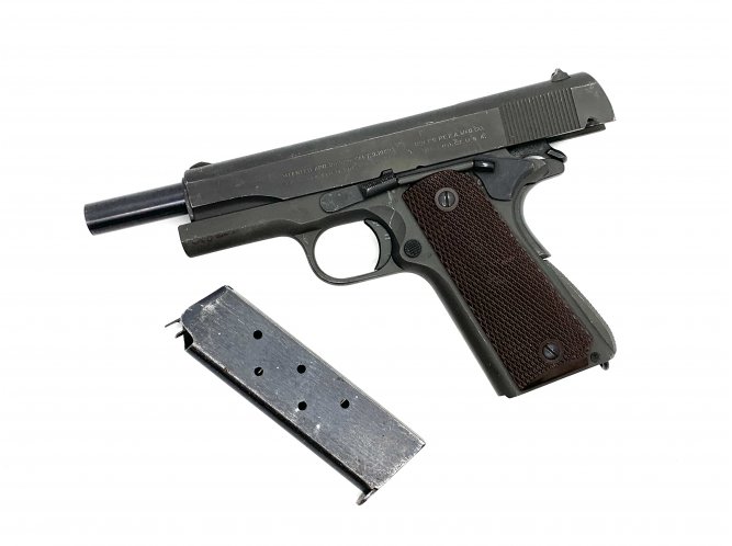 1911! An M1911A1 made by Colt in 1943 for the US Army